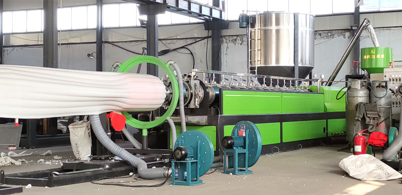EPE Foam Sheet Machine Extruder  Expandable Polyethylene Plastic Machinery Manufacturer Low Density Good Cell Structure